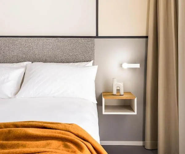 Open 4* ريميني