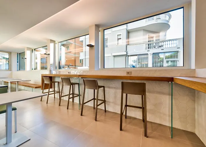Open Hotel 4*
