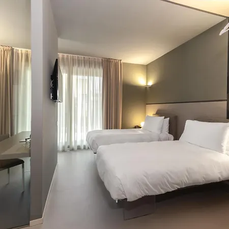 Open 4* Римини