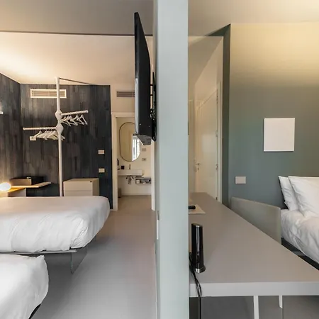Otel Open