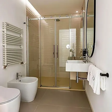 Otel Open 4*